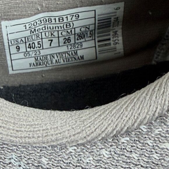 Brooks Launch 10 running shoes women’s 9  neutral cushioned sneakers - Picture 2 of 6